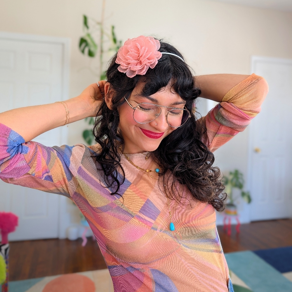 90s Y2K pink flower choker necklace - Picture 7 of 8